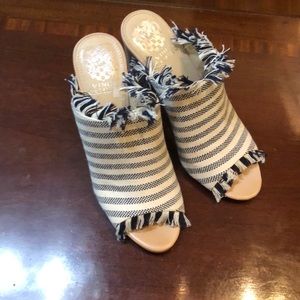 Vince Camuto sandals size 7